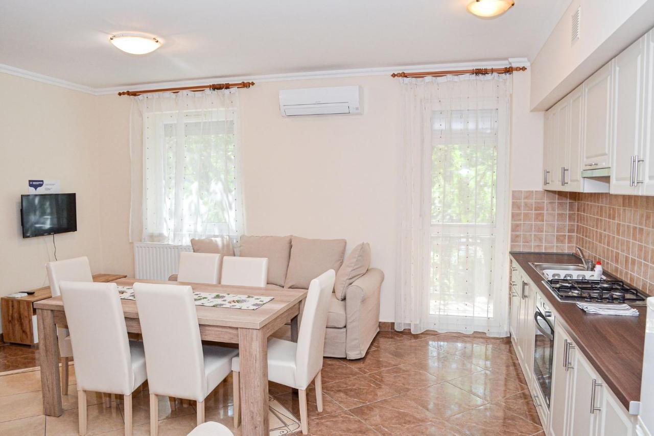 Apartman Otto Hajdúszoboszló 外观 照片