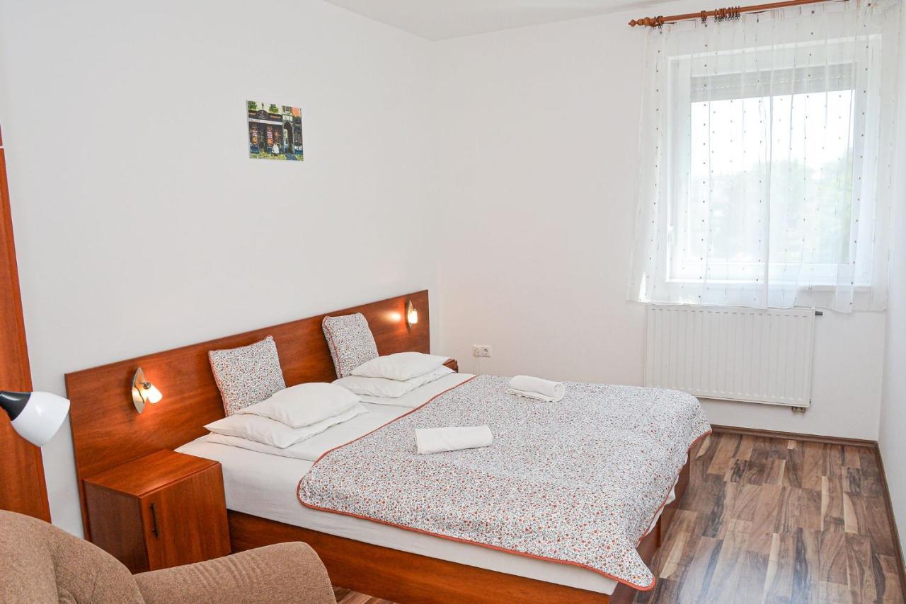 Apartman Otto Hajdúszoboszló 外观 照片