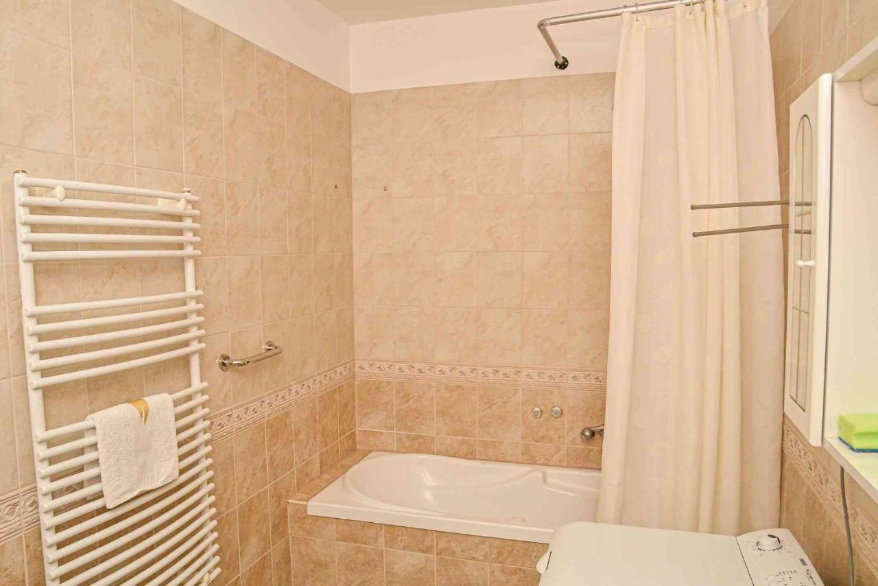Apartman Otto Hajdúszoboszló 外观 照片